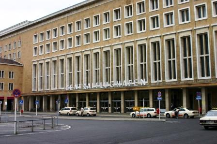 Letalisce Berlin zunaj